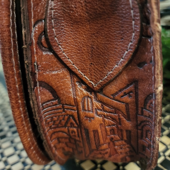 Handmade vintage leather Jerusalem handbag from the holy. Women's leather purse - Picture 4 of 9